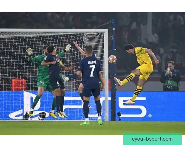 胡梅尔斯欧冠客场头球绝杀助多特逆转巴黎晋级四强